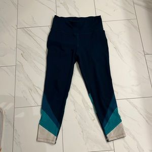 Old Navy Elevate Legging - Size Large